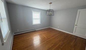 17 McKinnel Ct, Branford, CT 06405