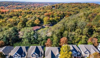 4 Isabella Ct, Atlantic Highlands, NJ 07716