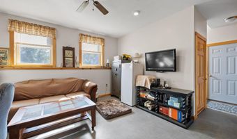 826 S Barnstead Rd, Barnstead, NH 03225