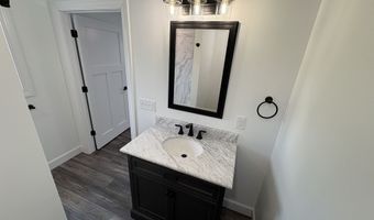 401 W Granville Ave, Albany, IN 47320