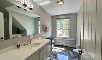 10 Bogue Chitto Ln, Bar Harbor, ME 04609