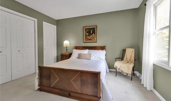 920 Hopkins Rd J, Amherst, NY 14221