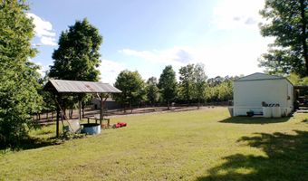 1417 Skyline Dr, Amity, AR 71921