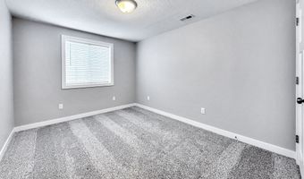 5218 NW 8th St, Ankeny, IA 50023