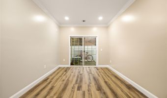 5 Jacqueline Way, North Babylon, NY 11703