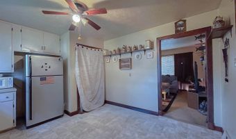 233 E Radio Ln, Arkansas City, KS 67005