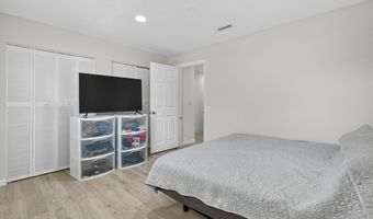 710 CAVALLA Rd, Atlantic Beach, FL 32233