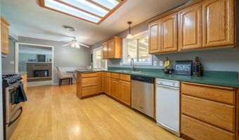 21169 Shelly Ln, Anderson, CA 96007