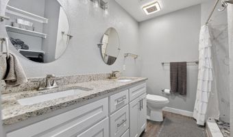 603 Rolling Hills Dr, Aledo, TX 76008