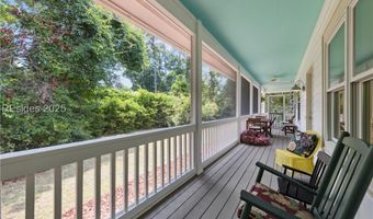 15 Palmetto Beach Dr, Bluffton, SC 29910