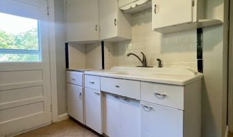 220 School St, Coventry, CT 06238