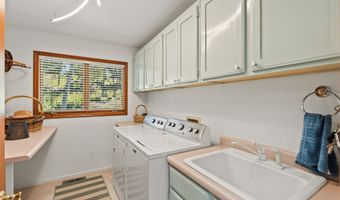 109 Eagle Bend Dr, Bigfork, MT 59911