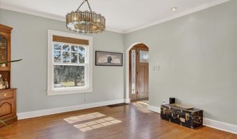 1732 Jackson Ave, Ann Arbor, MI 48103