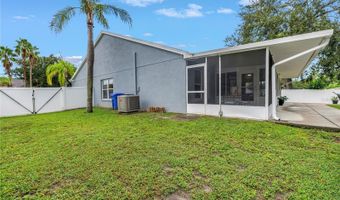 303 LAKEWAY Ln, Apollo Beach, FL 33572