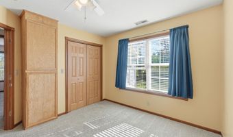 712 Taylor Ln, Albion, IN 46701