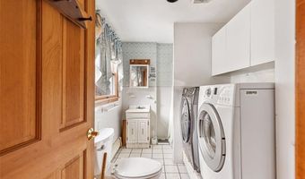 101 Cobble Hill Rd, Lincoln, RI 02865