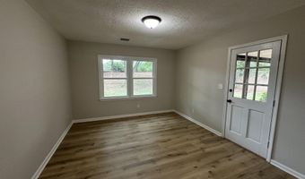 220 River Forest Dr, Boiling Springs, SC 29316