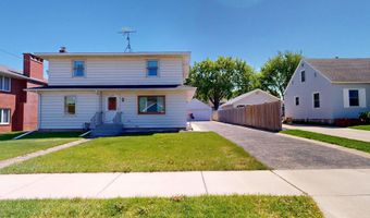406 Giles Pl, Albert Lea, MN 56007