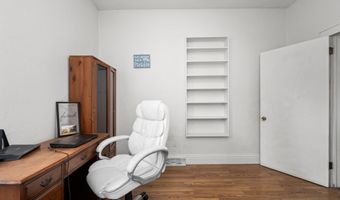 406 234TH St, Aledo, IL 61231