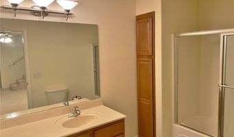4 Sullivan Ln, Bella Vista, AR 72714