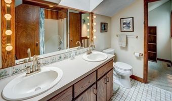40 Bicentennial Way, Boxborough, MA 01719