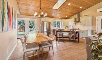 24855 Deer Ln, Bend, OR 97701