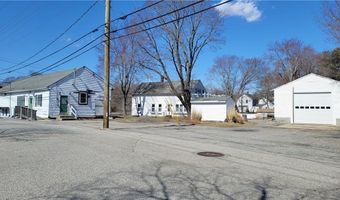 1282 Greenwich Ave, Warwick, RI 02886