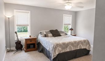 4801 N BENVIEW Ct, Appleton, WI 54913