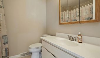 5245 HICKORY Pl, Cheyenne, WY 82009