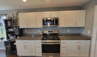 195 Jade Ct, Alma, MI 48801