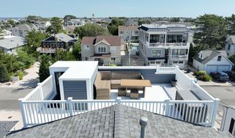 214 Iroquois Ave, Beach Haven, NJ 08008