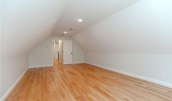 300 Tower Hill Rd, Cumberland, RI 02864