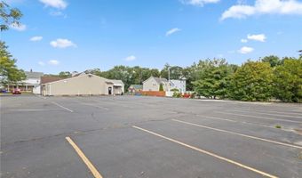 376 Bullocks Point Ave, East Providence, RI 02915