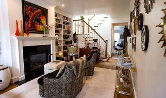 219 S ROYAL St, Alexandria, VA 22314