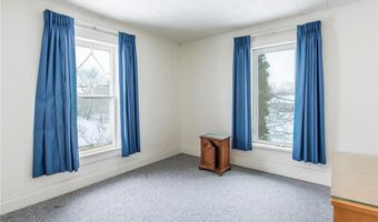 1205 N Nokomis NE, Alexandria, MN 56308