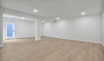 42018 NIGHT NURSE Cir, Ashburn, VA 20148