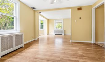2008 PARKVIEW Ave, Abington, PA 19001