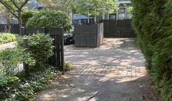 47 S 16th St, Airville, PA 15203