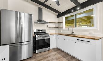 1341 Akaiki St, Kailua, HI 96734