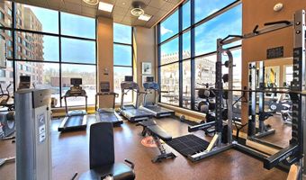 2451 MIDTOWN Ave 219, Alexandria, VA 22303