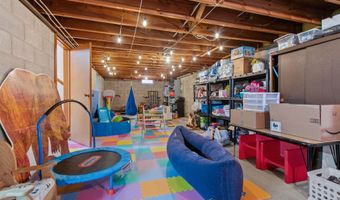 1343 W FRANKLIN St, Appleton, WI 54914