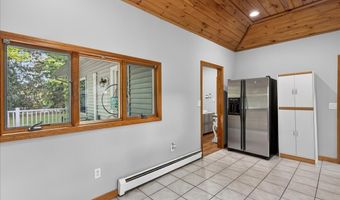 145 Liberty St, Clinton, CT 06413