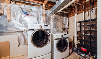 44052 ABERDEEN Ter, Ashburn, VA 20147