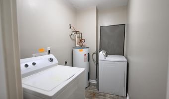 3426 Dobbs Rd, Alexander City, AL 35010