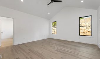 17-4 31 Boiling Kettle Way 17-4-31, Bedford, NH 03110