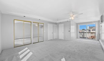 15 Hayes Rd, Amity Harbor, NY 11701