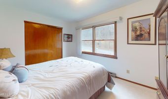 1635 Timberline Dr, Altoona, PA 16601