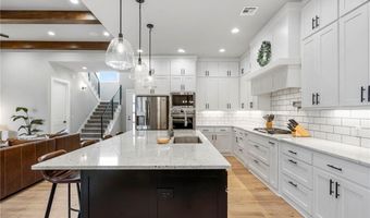 4301 S 87th Pl, Bentonville, AR 72713
