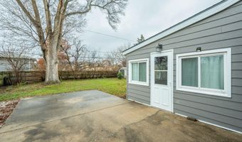 2213 Jensen Ave, Ames, IA 50010