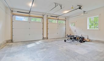 1508 Foxes Ridge Rd, Acton, ME 04001